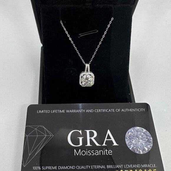 GRA Moissanite Diamond Necklace 2 Ct Pendant Chain Fine Jewelry Halo S925 - Picture 11 of 12